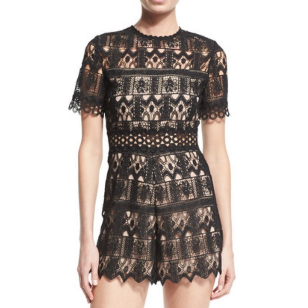 Alexis ALEXANDRIA SHORT-SLEEVE LACE ROMPER, BLACK NWT SIZE MEDIUM